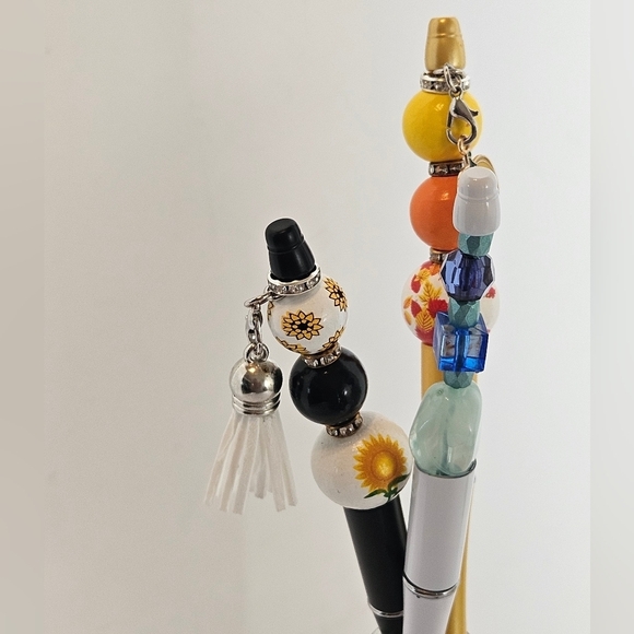 Hand Crafted Holiday Pens Beaded Set of 3 Fall Floral Sunflower Halloween Black - Picture 4 of 17